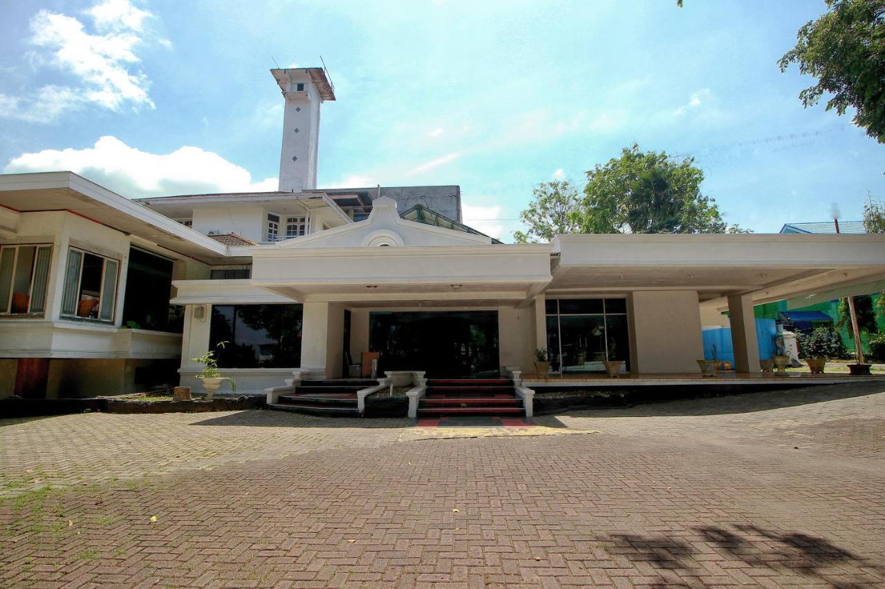 Oyo 2360 Hotel Rio Bengkulu Dış mekan fotoğraf